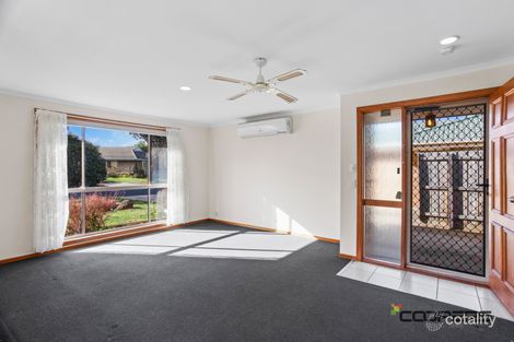 Property photo of 1/11 Carnarvon Place Melton West VIC 3337