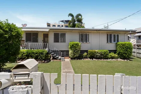 Property photo of 1 Henry Street Redcliffe QLD 4020