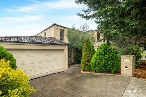 29 University Dr, Highton, VIC 3216