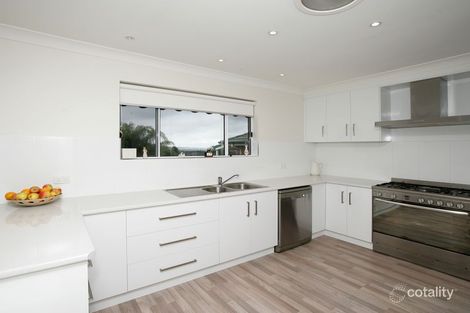 Property photo of 54 Mimosa Drive Mount Austin NSW 2650