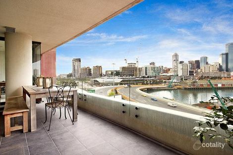 802/50 Lorimer St, Docklands, VIC 3008
