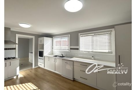 Property photo of 14 Roulstone Crescent Sanctuary Point NSW 2540