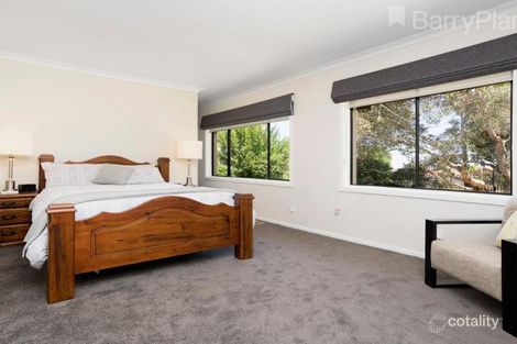 34 View Mount Rd, Wheelers Hill, VIC 3150