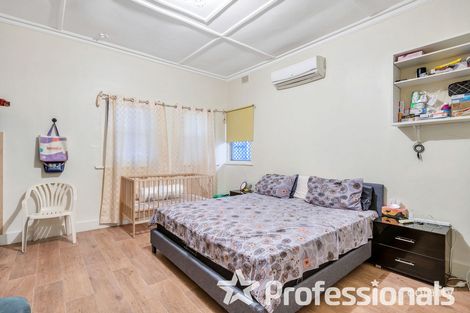 Property photo of 30 Third Avenue Woodville Gardens SA 5012