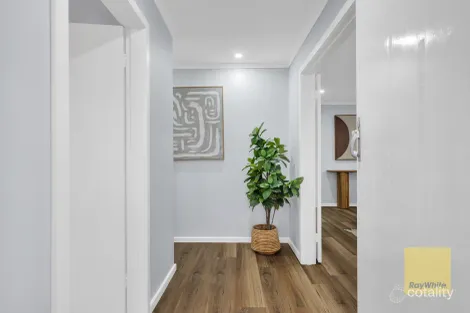 Property photo of 4 Wakool Avenue Deer Park VIC 3023