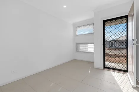 Property photo of 9 Goderich Street Munno Para Downs SA 5115