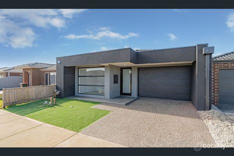 Property photo of 64 Stettler Boulevard Mickleham VIC 3064