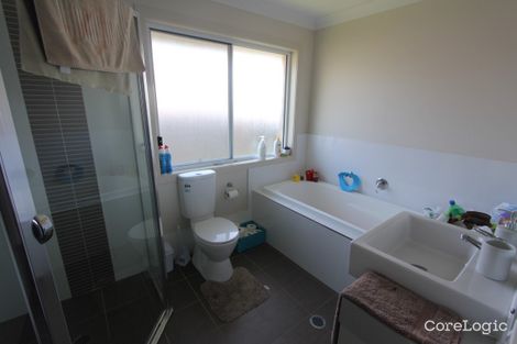 Property photo of 22 Snapdragon Crescent Hamlyn Terrace NSW 2259
