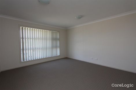 Property photo of 22 Snapdragon Crescent Hamlyn Terrace NSW 2259