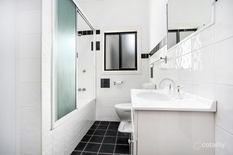 Property photo of 1/36 Devonshire Crescent Oak Flats NSW 2529
