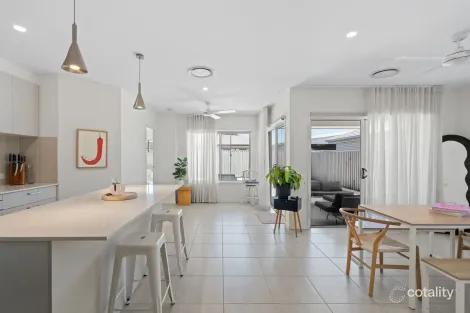 Property photo of 26 Hunter Parkway Palmview QLD 4553