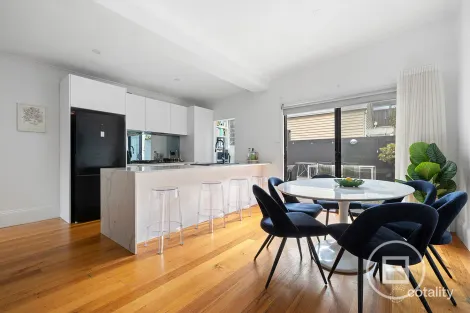 Property photo of 172 Dow Street Port Melbourne VIC 3207
