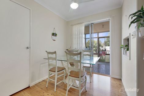 Property photo of 72 Debra Street Centenary Heights QLD 4350
