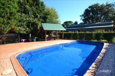 Property photo of 5 Peachey Close Bomaderry NSW 2541
