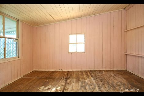 Property photo of 15 Vale Street Bundamba QLD 4304