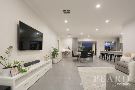 Property photo of 4 Gamin Vista Aveley WA 6069