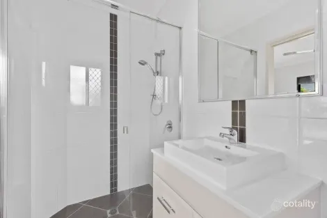 Property photo of 25 Varsity Crescent Norman Gardens QLD 4701