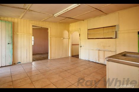 Property photo of 15 Vale Street Bundamba QLD 4304
