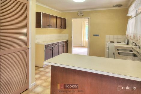 Property photo of 17 Chadford Street Macgregor QLD 4109
