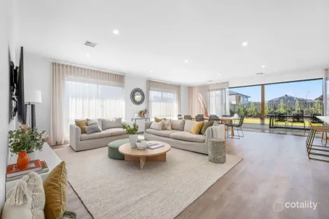 Property photo of 10 Alan George Terrace Somerville VIC 3912