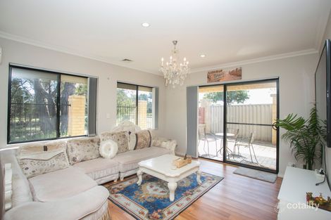 Property photo of 3/15 Shelduck Crescent Bennett Springs WA 6063
