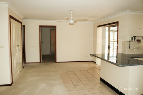 Property photo of 10 Angel Court Young NSW 2594