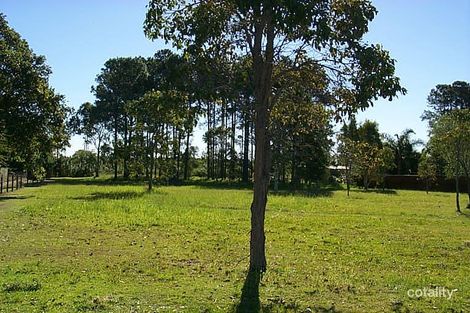 35 Rogers St, Beachmere, QLD 4510