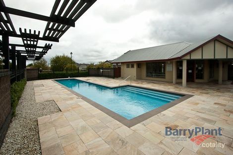Property photo of 24/18-26 Marlesford Crescent Berwick VIC 3806
