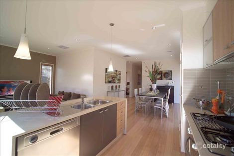 66 Fairhaven Bvd, Melton West, VIC 3337