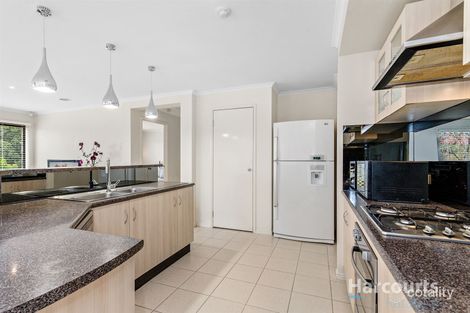 Property photo of 12 Poppy Drive South Morang VIC 3752