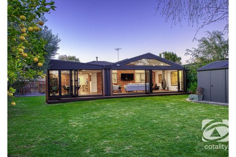 Property photo of 14 The Gateway Berwick VIC 3806