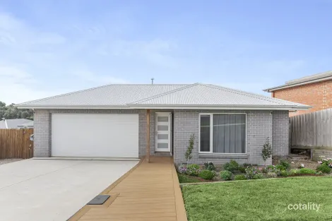 Property photo of 14 Gat Sing Way Dennington VIC 3280