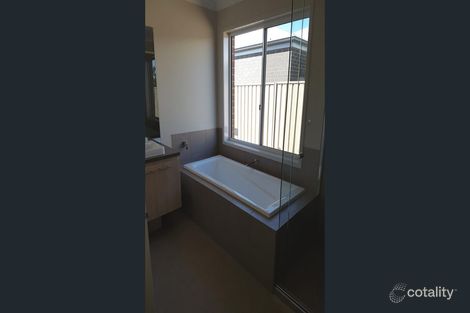 Property photo of 7 Wisteria Street Echuca VIC 3564