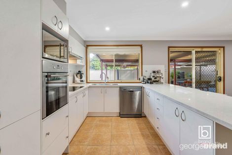 77 Elizabeth Bay Dr, Lake Munmorah, NSW 2259