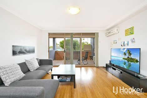Property photo of 1/64-68 Cardigan Street Guildford NSW 2161