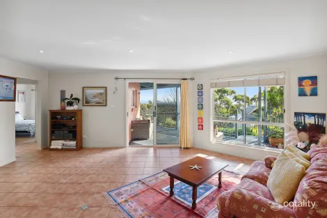 Property photo of 28 Panorama Parade Scotts Head NSW 2447