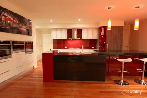 Property photo of 8 Kintore Crescent Yarralumla ACT 2600