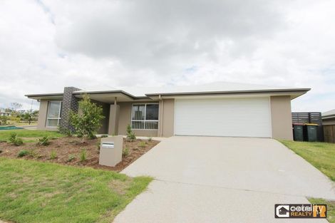 Property photo of 14 Koolivoo Parade Boyne Island QLD 4680