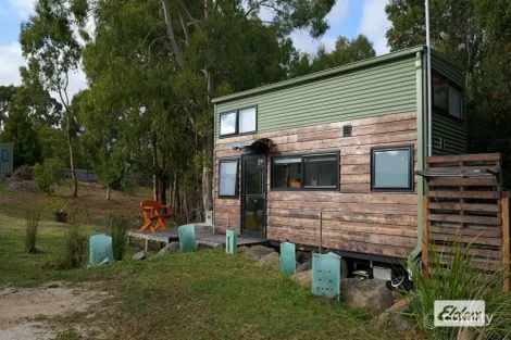 Property photo of 156 South Road Penguin TAS 7316
