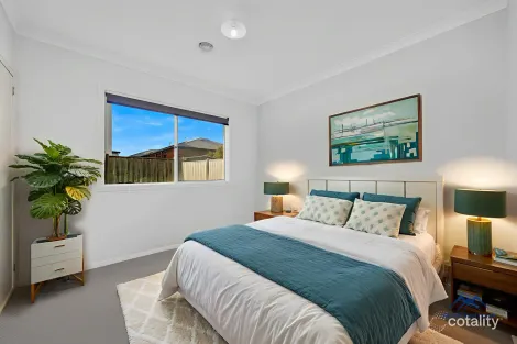 Property photo of 4 Plenty View Beveridge VIC 3753