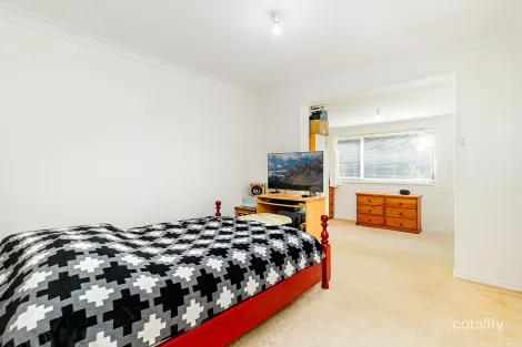 Property photo of 24 Orange Grove Castle Hill NSW 2154