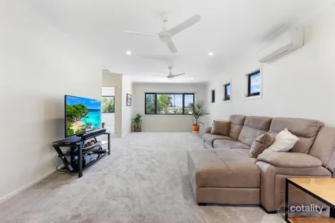Property photo of 25 Oogar Street Maroochydore QLD 4558