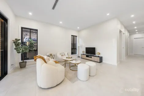 Property photo of 86 Modenese Street Austral NSW 2179