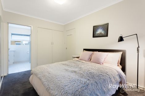 Property photo of 2/19 Ash Grove Caulfield VIC 3162