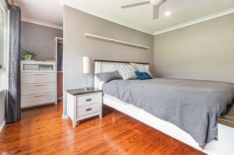 Property photo of 3 Nattai Street Seven Hills NSW 2147