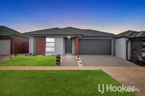 Property photo of 76 Elpis Road Weir Views VIC 3338