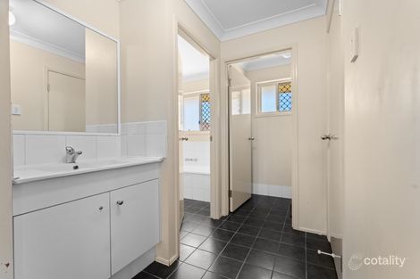 Property photo of 19 Willow Close Raceview QLD 4305