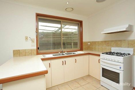 Property photo of 2/24 Unicorn Way Kings Park VIC 3021