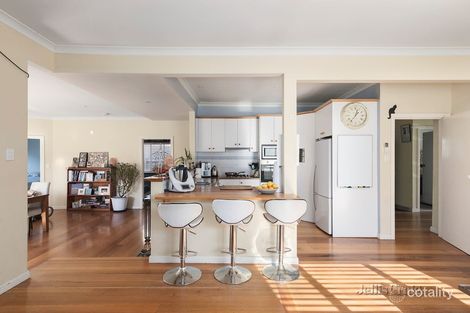 Property photo of 8 Hallow Street Bentleigh East VIC 3165