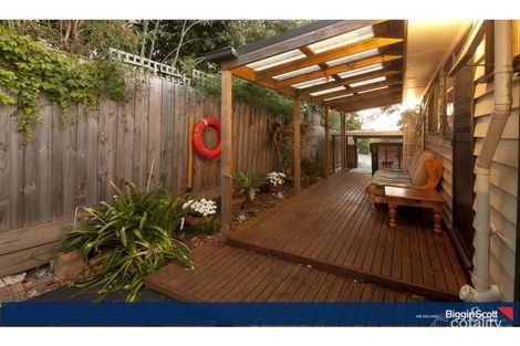 Property photo of 30 View Point Drive Chirnside Park VIC 3116